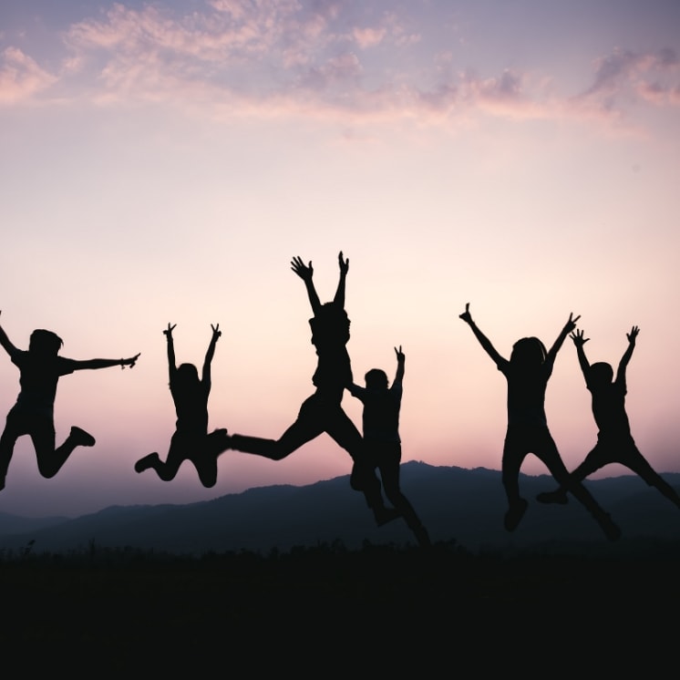 kids jumping