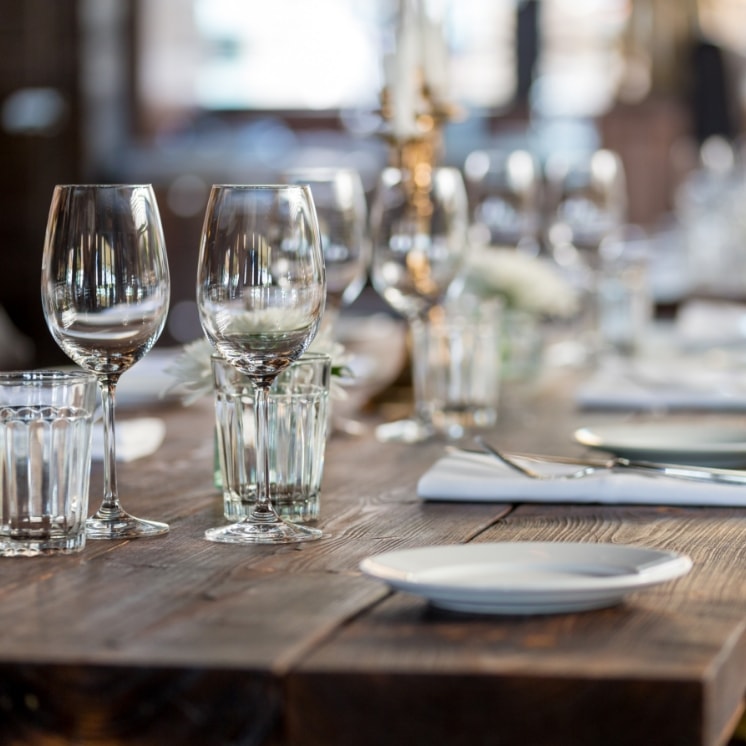 dining arrangement