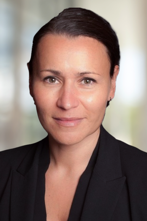 Maya Tutsman headshot