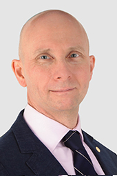 Simon Parsons, Senior Managing Consultant